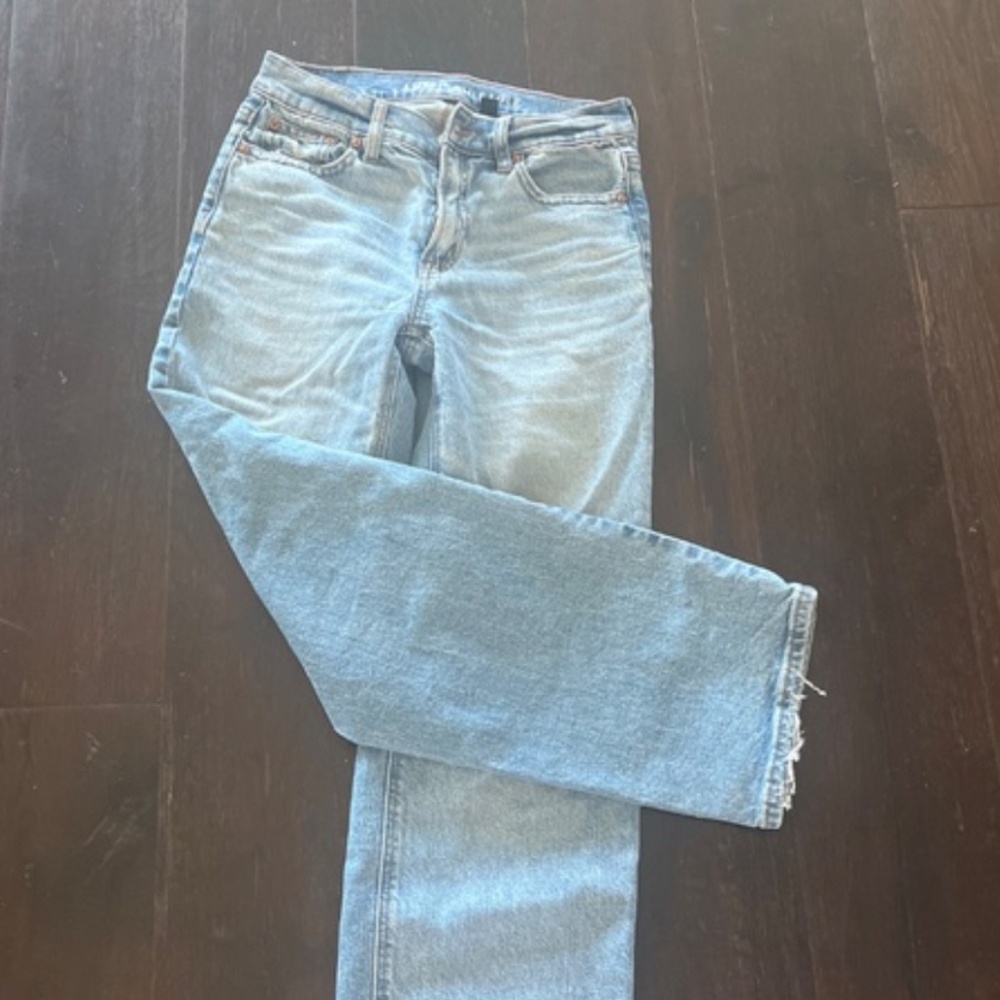 AE Mid rise wide leg jeans
